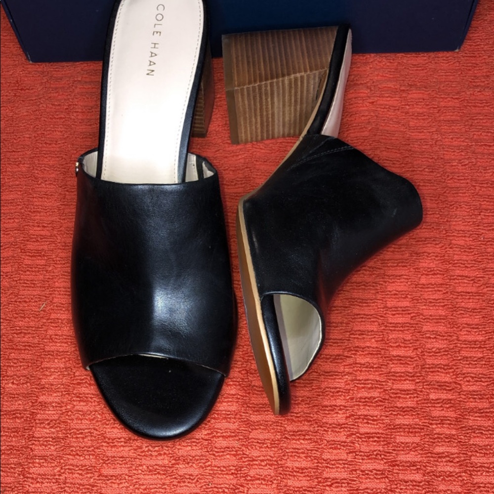 Cole Hann Black Peep Toe Heels